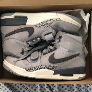 Nike Air Jordan Legacy 312 Men’s size 9